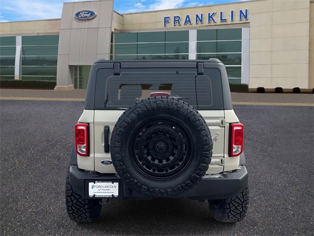 New 2025 Ford Bronco Base image 8