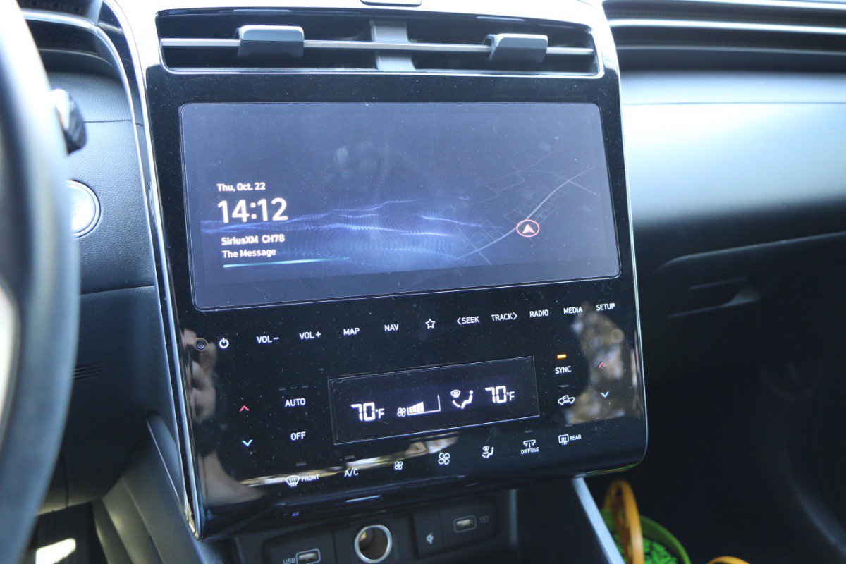 Used 2023 Hyundai Santa Cruz SEL Premium AWD/4WD image 20