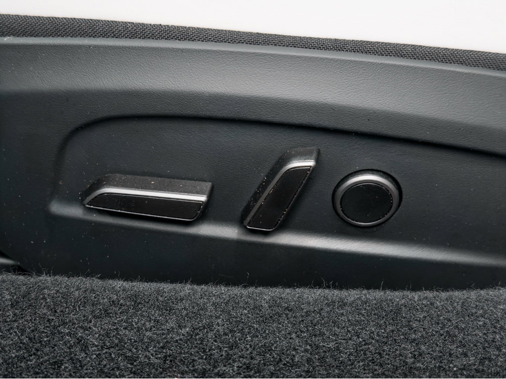Used 2025 Tesla Model 3 Long Range image 6