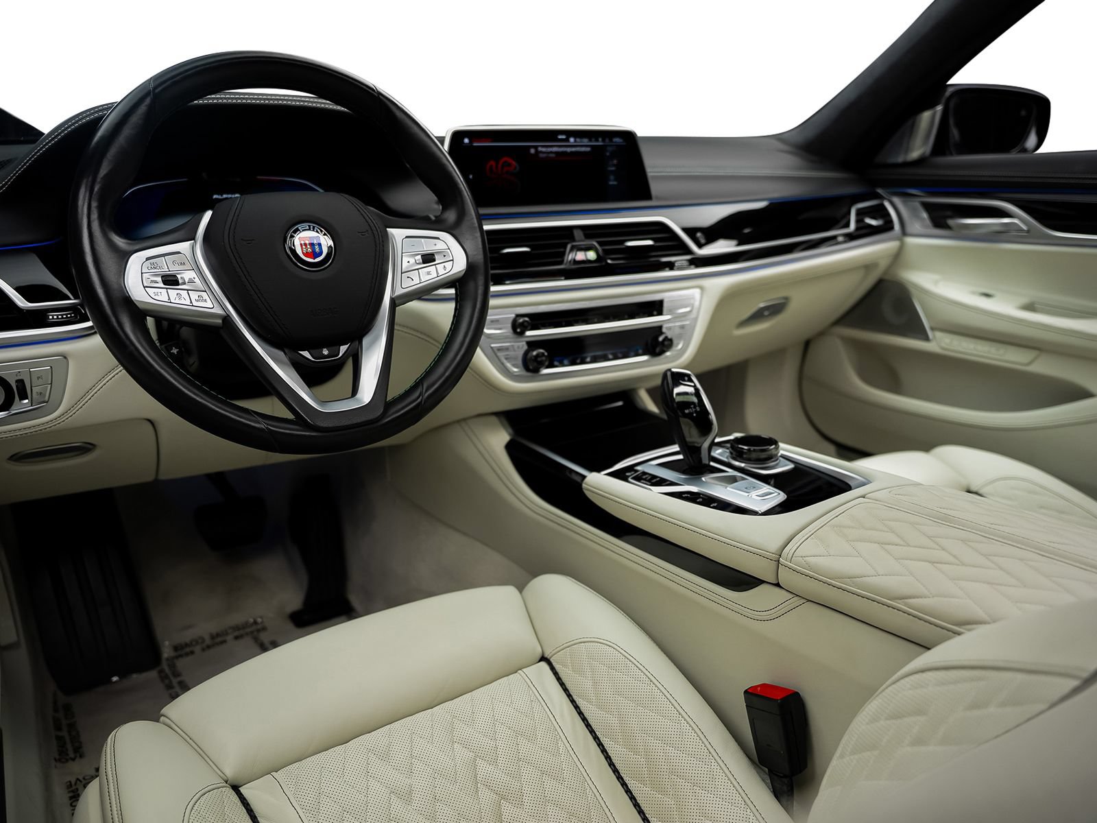 Used 2022 BMW ALPINA B7 xDrive AWD/4WD image 33