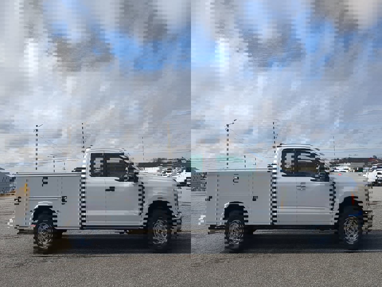 New 2026 Ford F250 XL w/ XL Chrome Package image 2