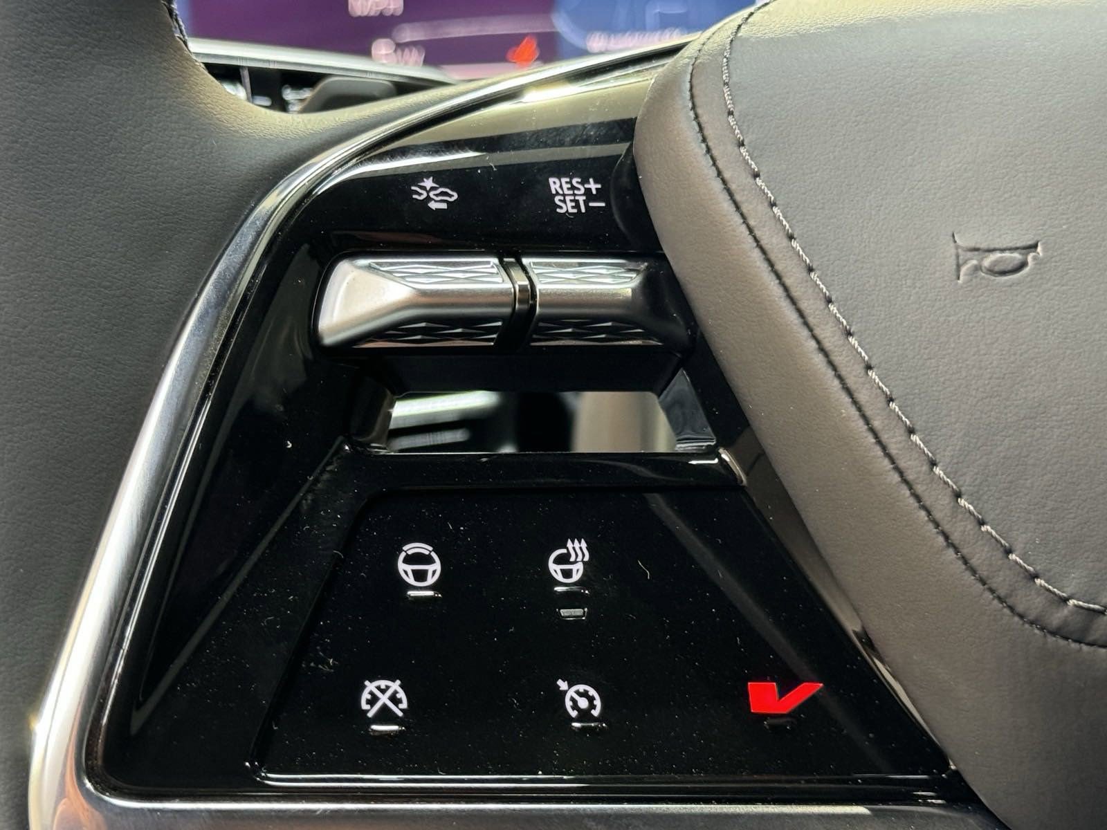 New 2025 Cadillac Escalade IQ Luxury 2 image 18