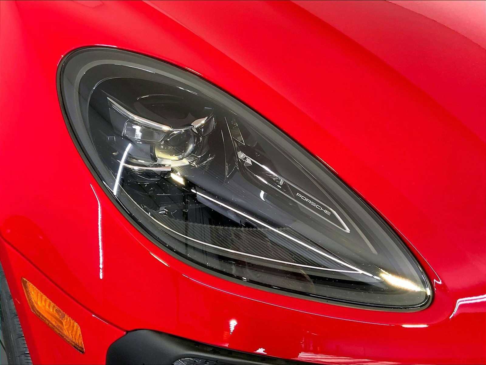 New 2025 Porsche Macan Turbo image 12