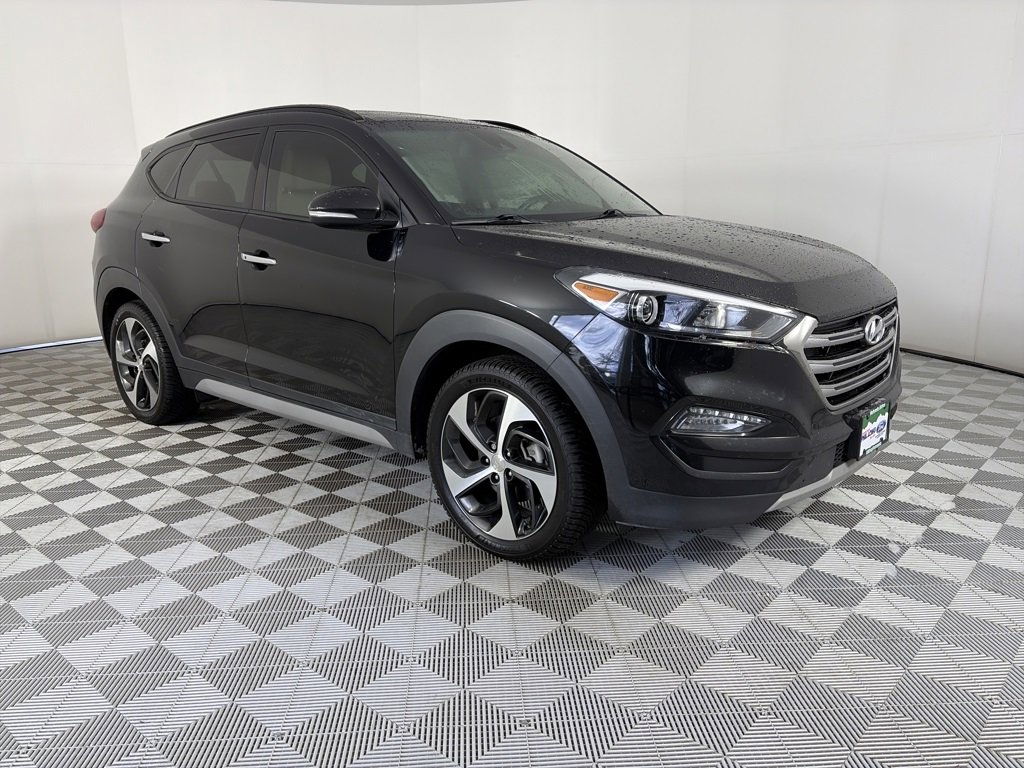Used 2017 Hyundai Tucson Limited w/ Limited Ultimate Package 03