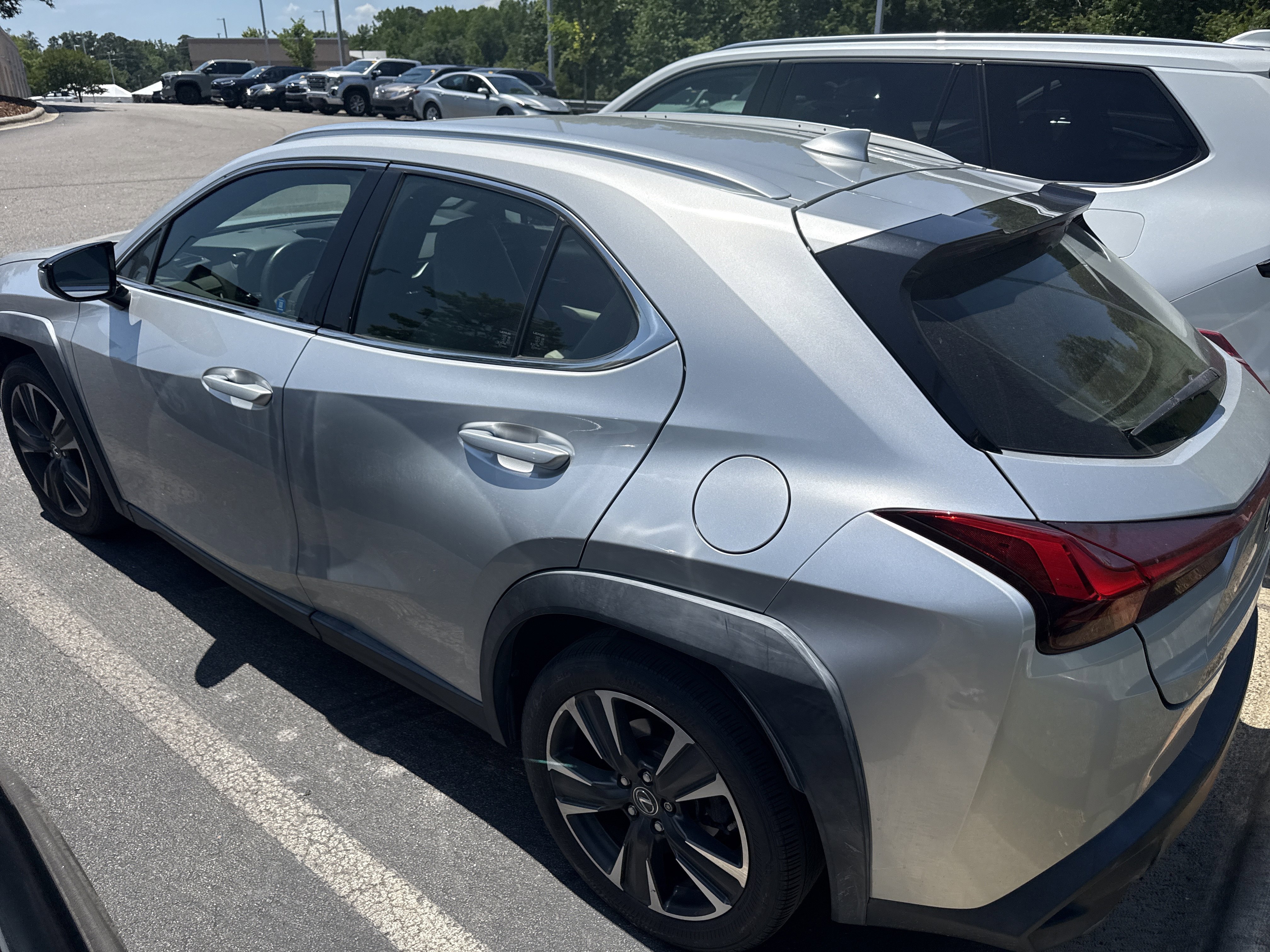 Used 2019 Lexus UX 200 FWD image 10