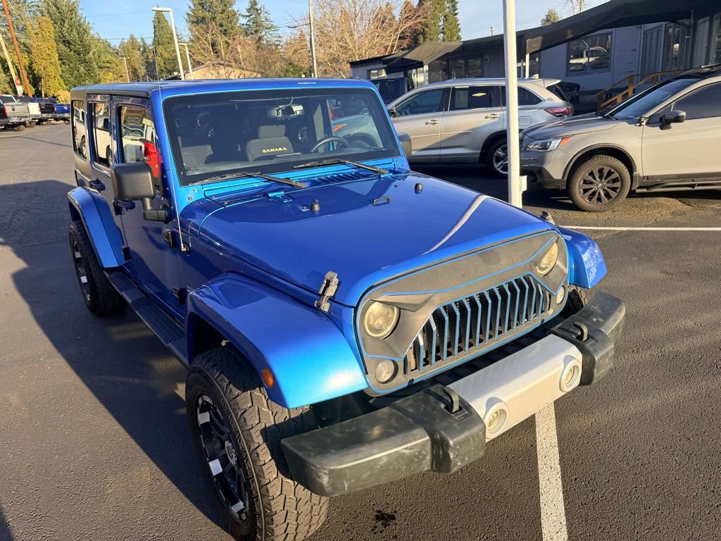 Used 2015 Jeep Wrangler Unlimited Sahara w/ Connectivity Group image 9