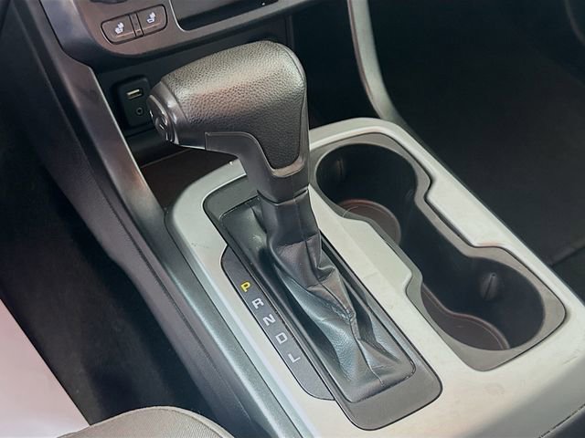 Used 2018 Chevrolet Colorado LT w/ LT Convenience Package AWD/4WD image 18