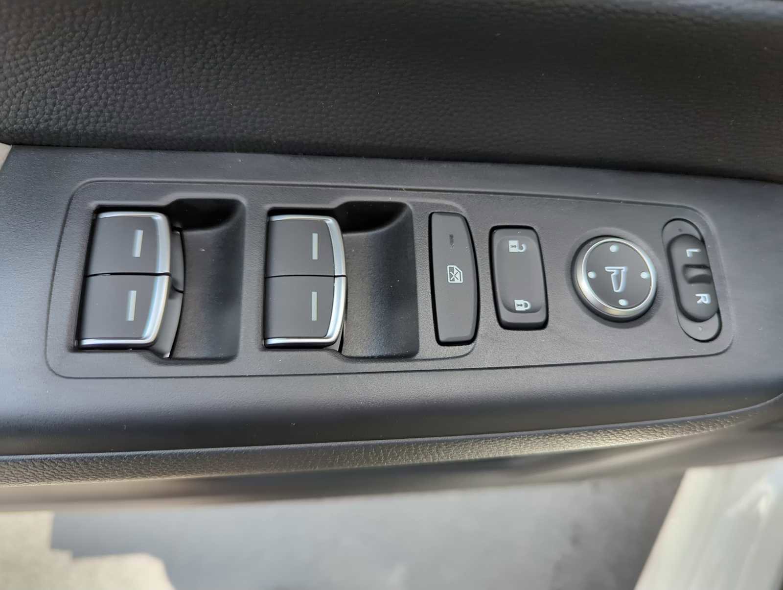 New 2026 Honda CR-V EX-L image 11