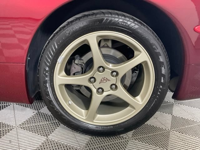 Used 2003 Chevrolet Corvette Convertible w/ Preferred Equipment Group1 RWD image 28