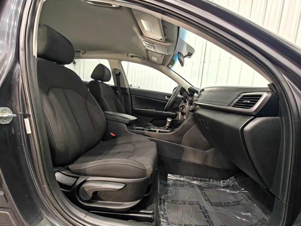 Used 2017 Kia Optima LX FWD image 25