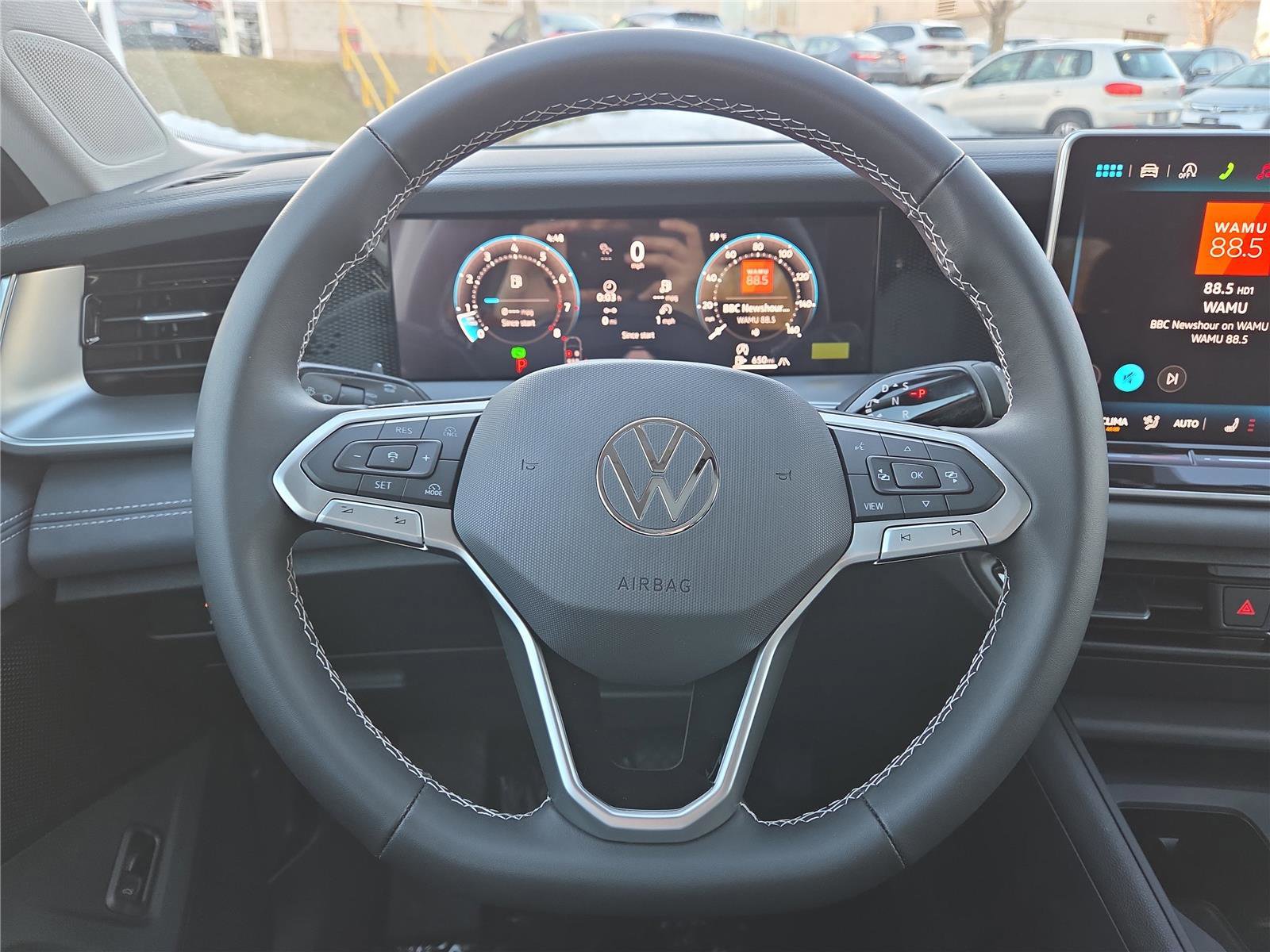 New 2026 Volkswagen Tiguan SE image 15