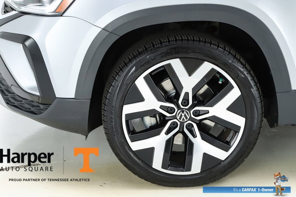 Used 2023 Volkswagen Taos SEL AWD/4WD image 5
