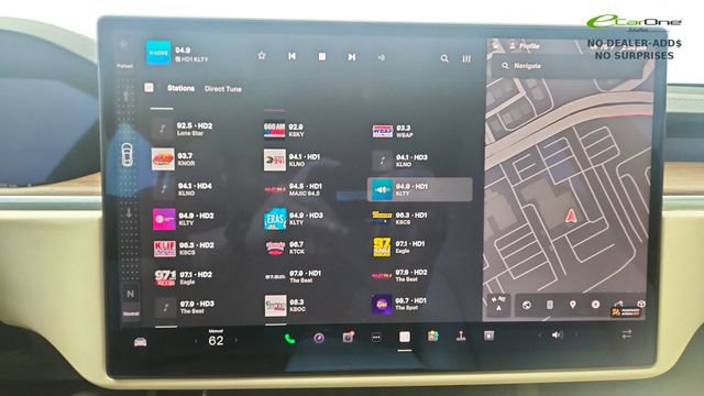 Used 2022 Tesla Model S image 48