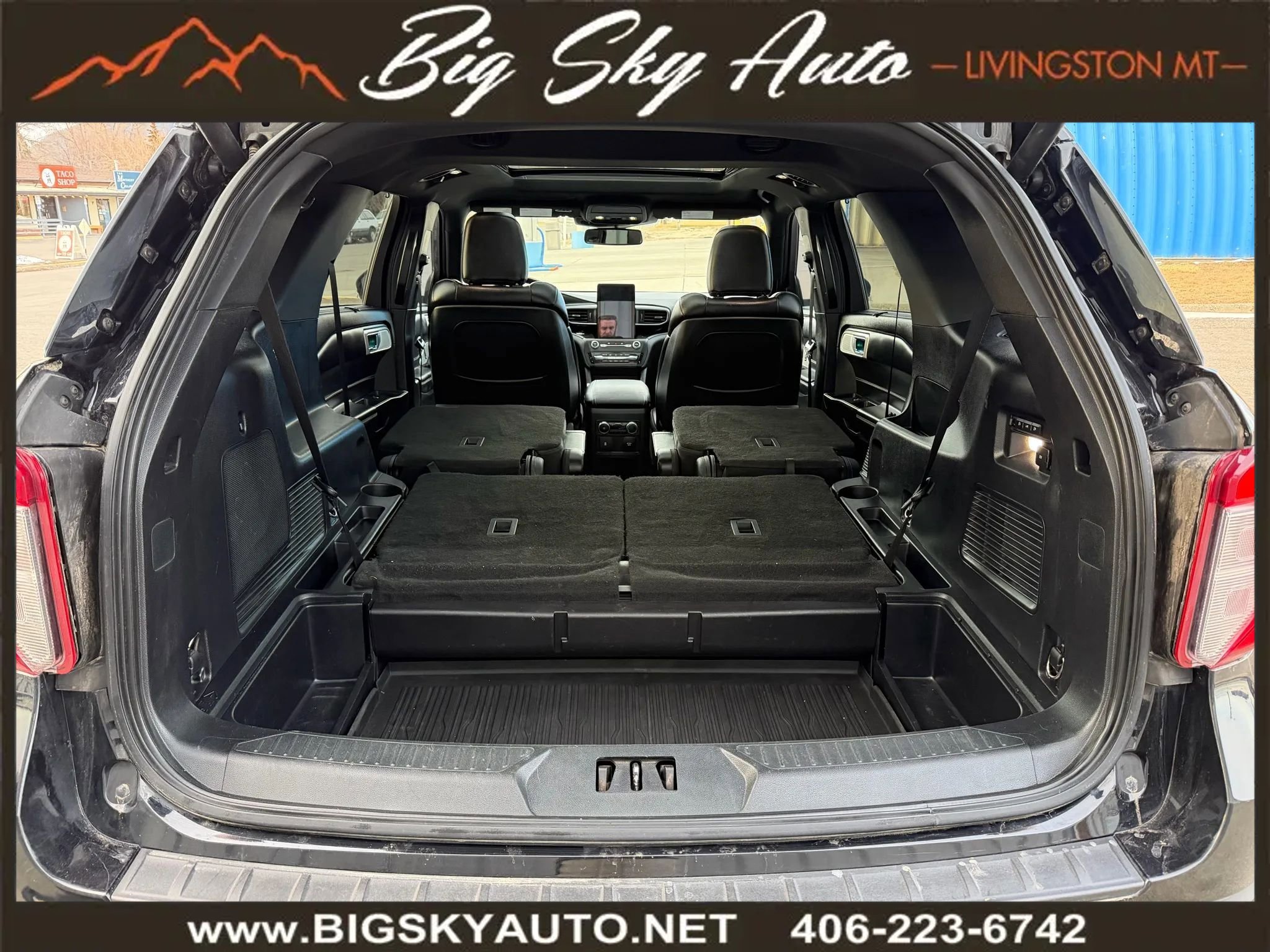 Used 2020 Ford Explorer ST w/ ST Street Pack image 26