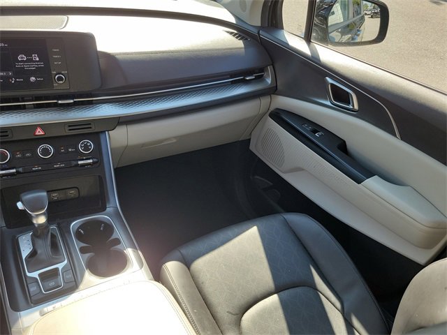 Certified 2024 Kia Carnival LX image 15