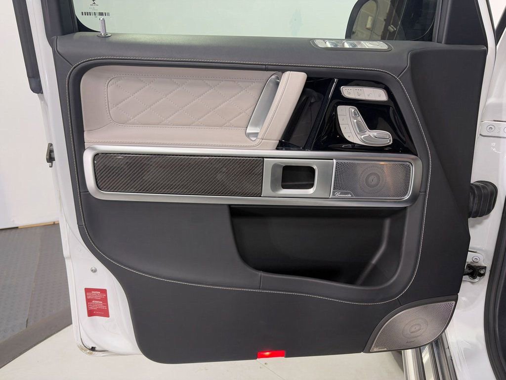 Used 2021 Mercedes-Benz G 550 image 6