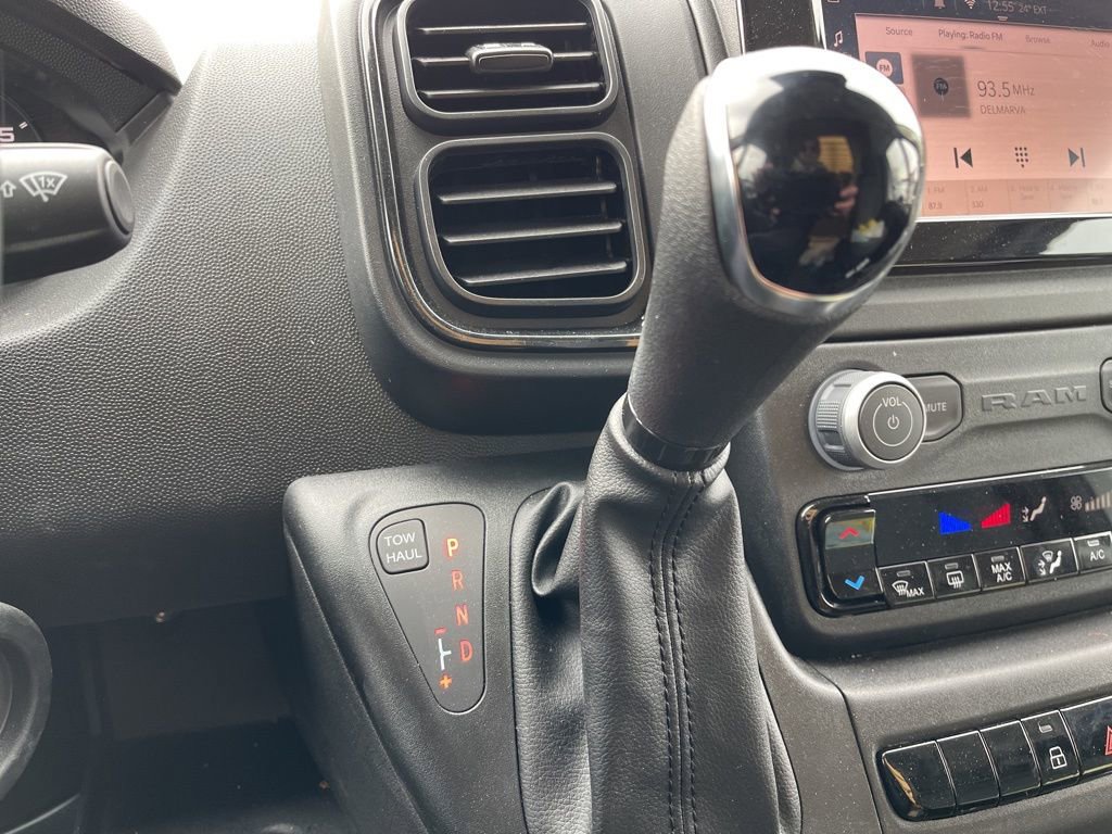 New 2024 RAM ProMaster 3500 w/ Convenience Group FWD image 13