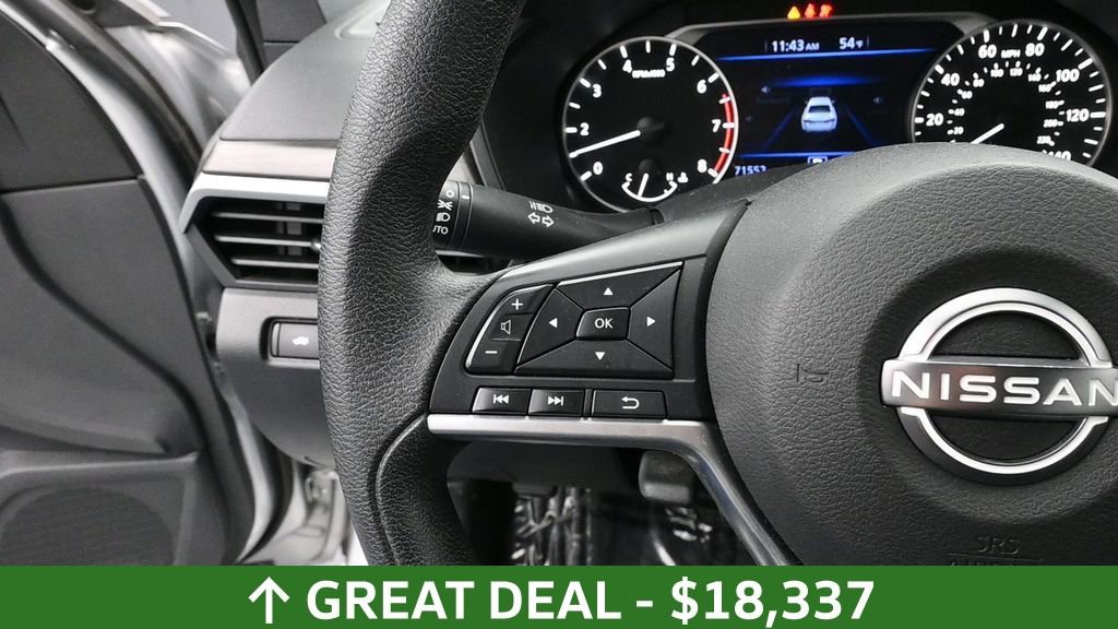 Used 2023 Nissan Altima 2.5 SV FWD image 30