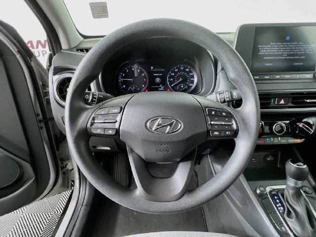 Used 2023 Hyundai Kona SEL AWD/4WD image 12