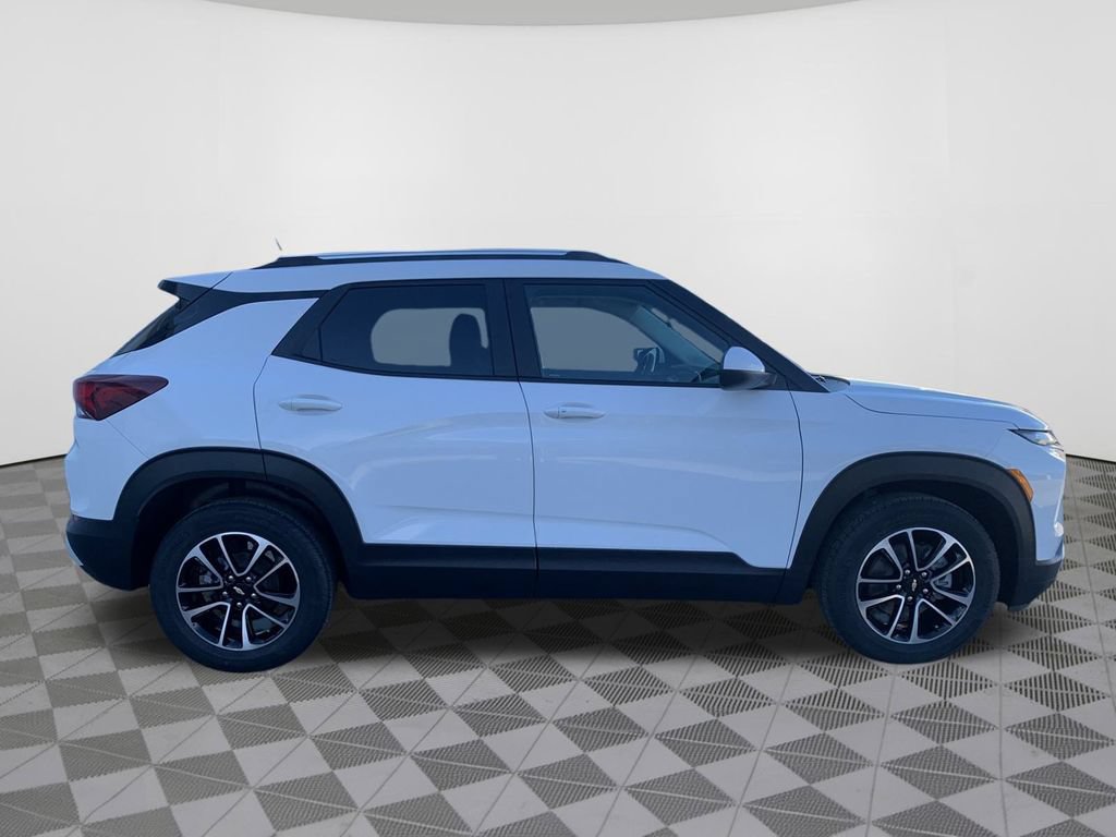 New 2025 Chevrolet TrailBlazer LT w/ Convenience Package FWD image 7