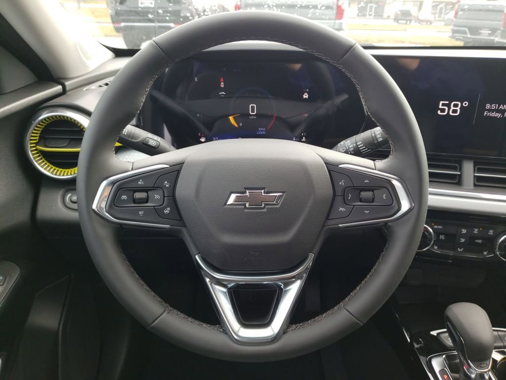 New 2026 Chevrolet Trax LT w/ Driver Confidence Package image 14