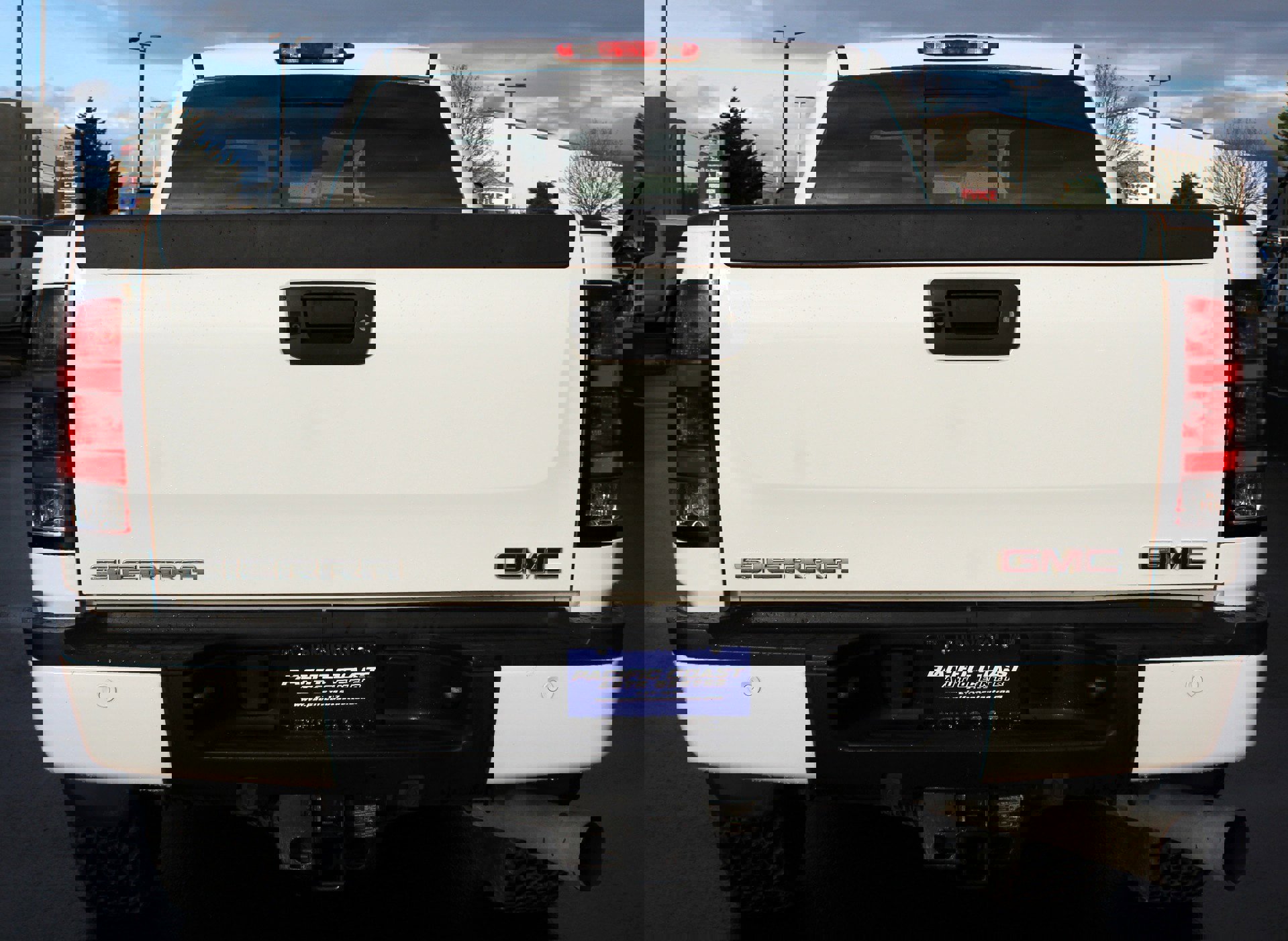 Used 2012 GMC Sierra 3500 Denali image 5