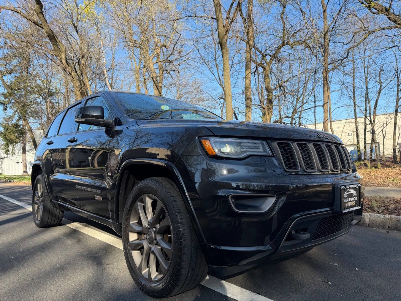 Used 2016 Jeep Grand Cherokee Limited 75th Anniversary AWD/4WD image 4