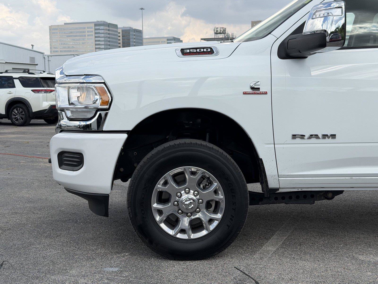 Used 2023 RAM 3500 Laramie AWD/4WD image 10