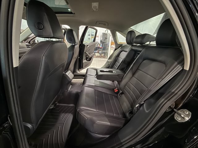 Used 2024 Volkswagen Jetta SE FWD image 11