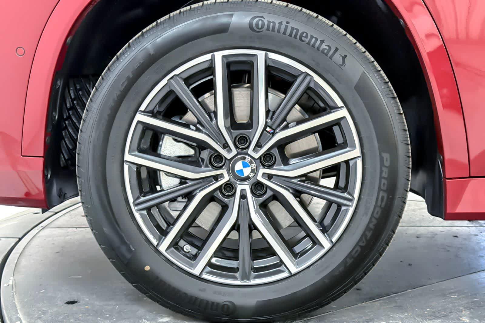 New 2026 BMW X1 xDrive28i w/ M Sport Package AWD/4WD image 25