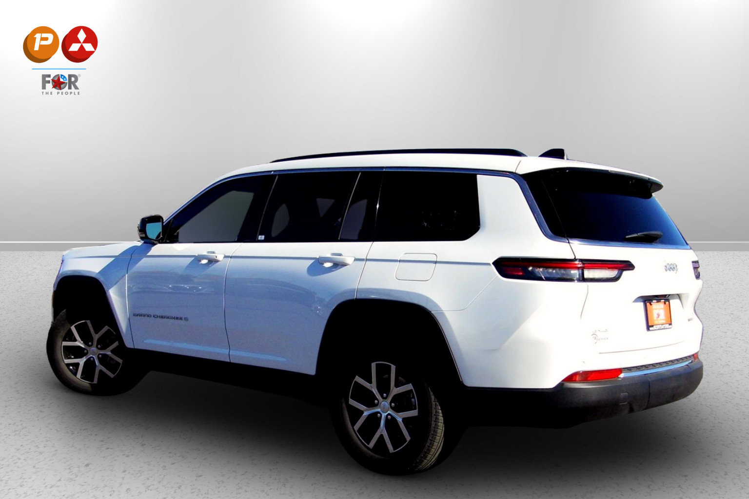 Used 2024 Jeep Grand Cherokee L Limited w/ Luxury Tech Group II image 5