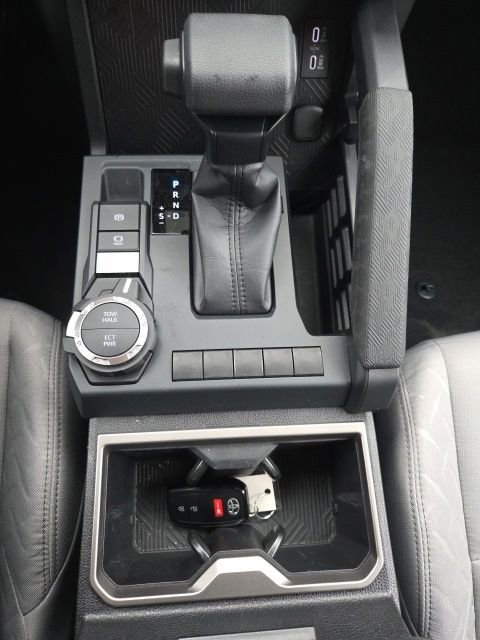 Used 2025 Toyota Tacoma SR5 image 18
