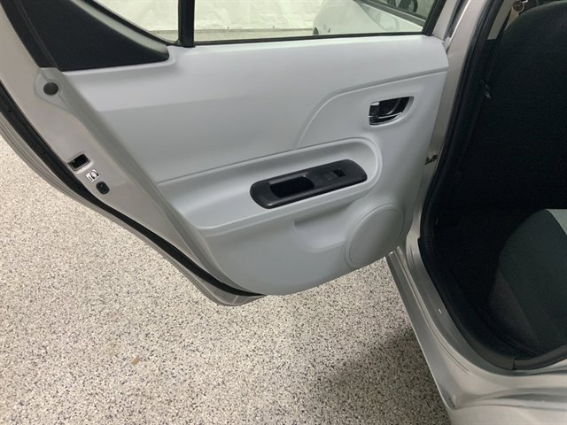 Used 2013 Toyota Prius C Three FWD image 17