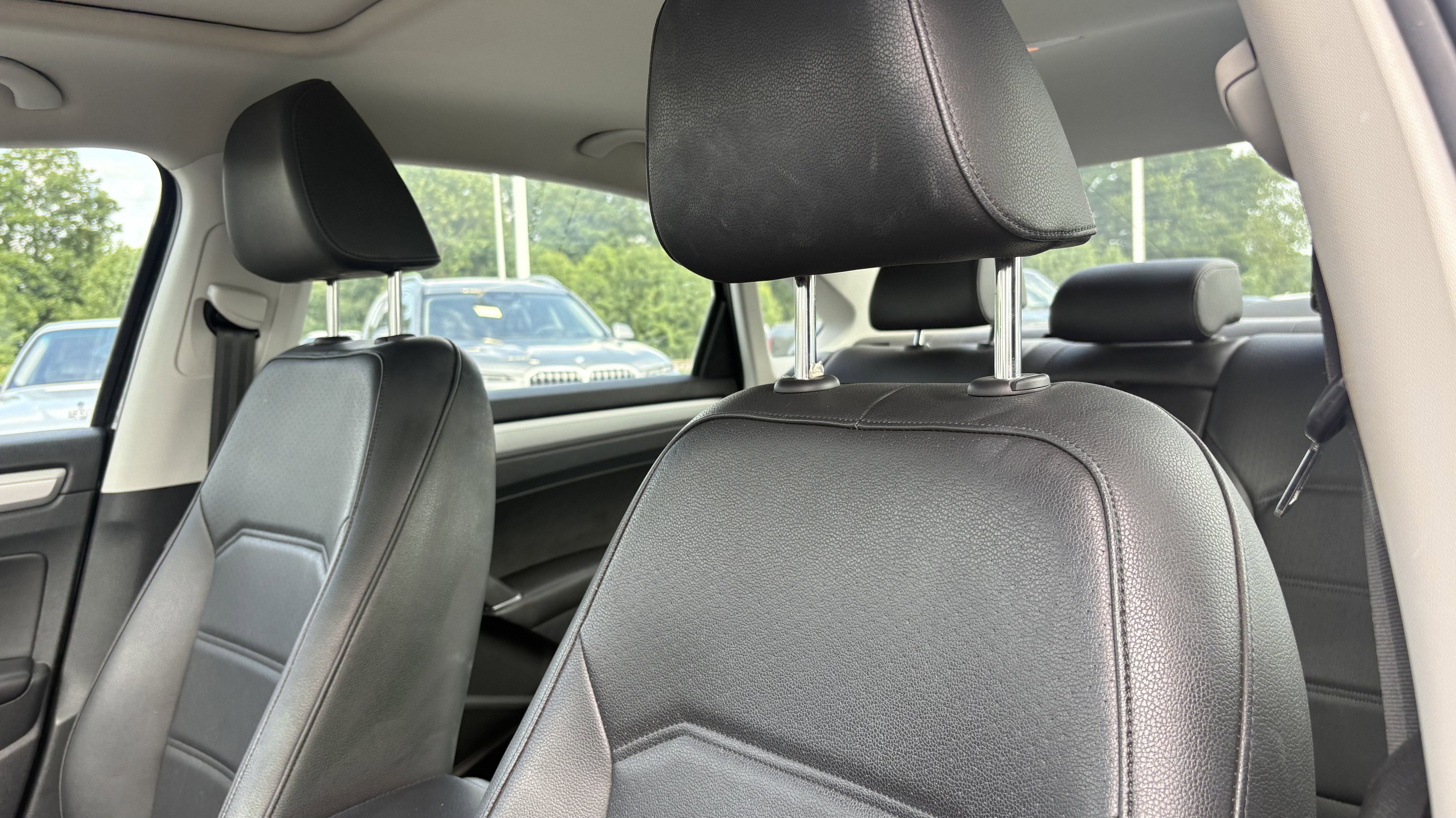 Used 2019 Volkswagen Passat 2.0T Wolfsburg w/ Wheels & Sunroof Package FWD image 18