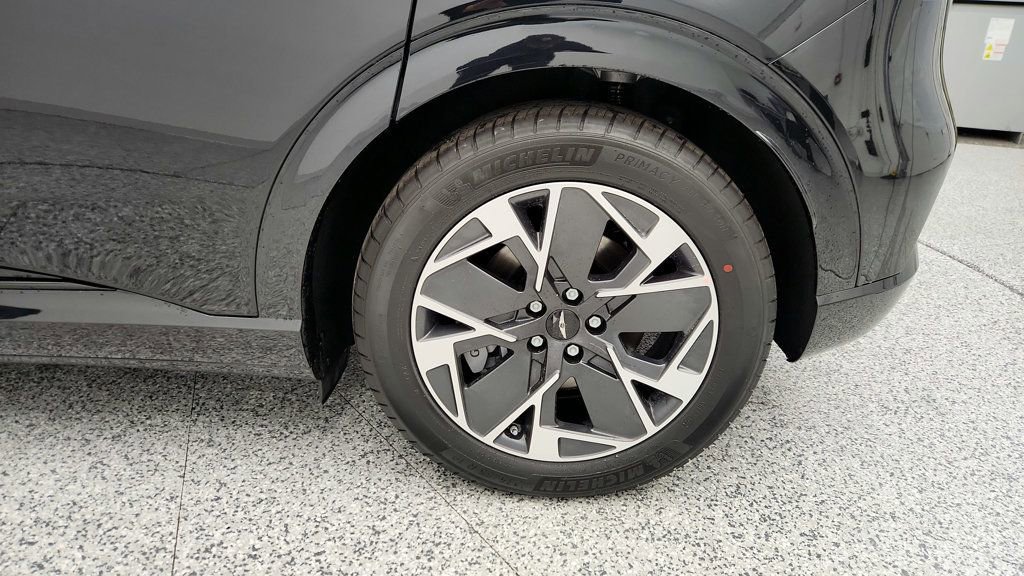 Used 2026 Genesis GV60 AWD image 9