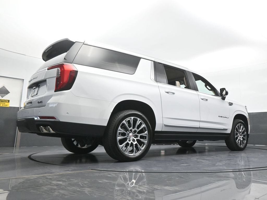 Used 2026 GMC Yukon XL Denali w/ Denali Reserve Package AWD/4WD image 73