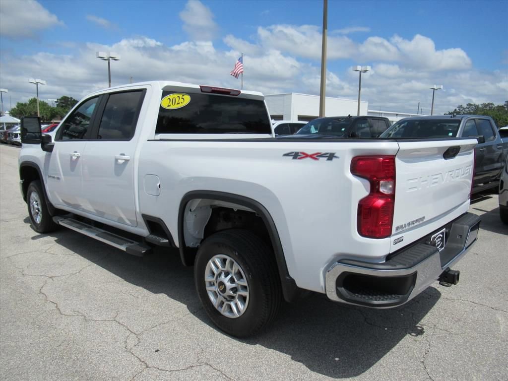 Certified 2025 Chevrolet Silverado 2500 LT w/ Convenience Package AWD/4WD image 5