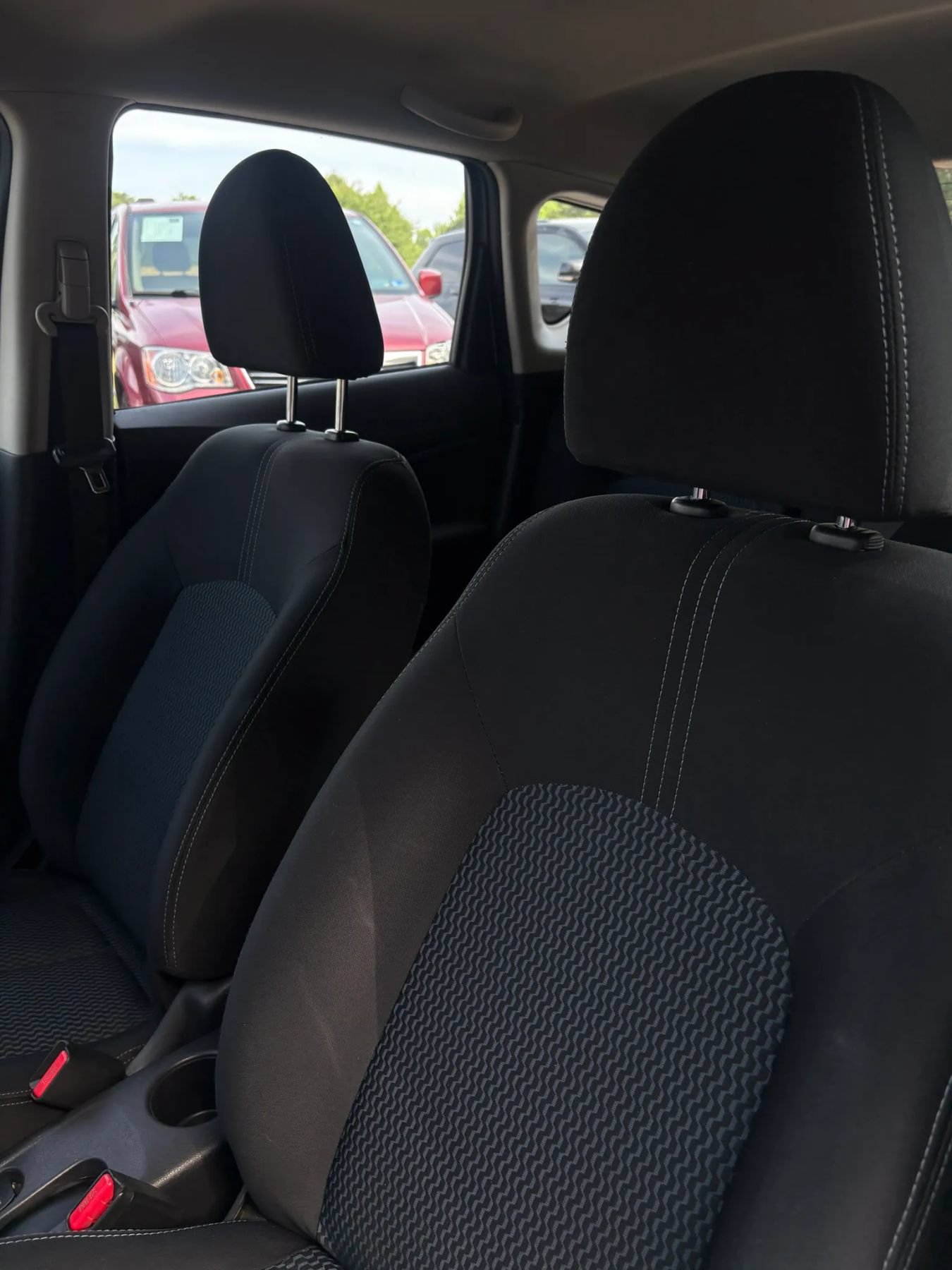 Used 2014 Nissan Versa Note SV FWD image 35