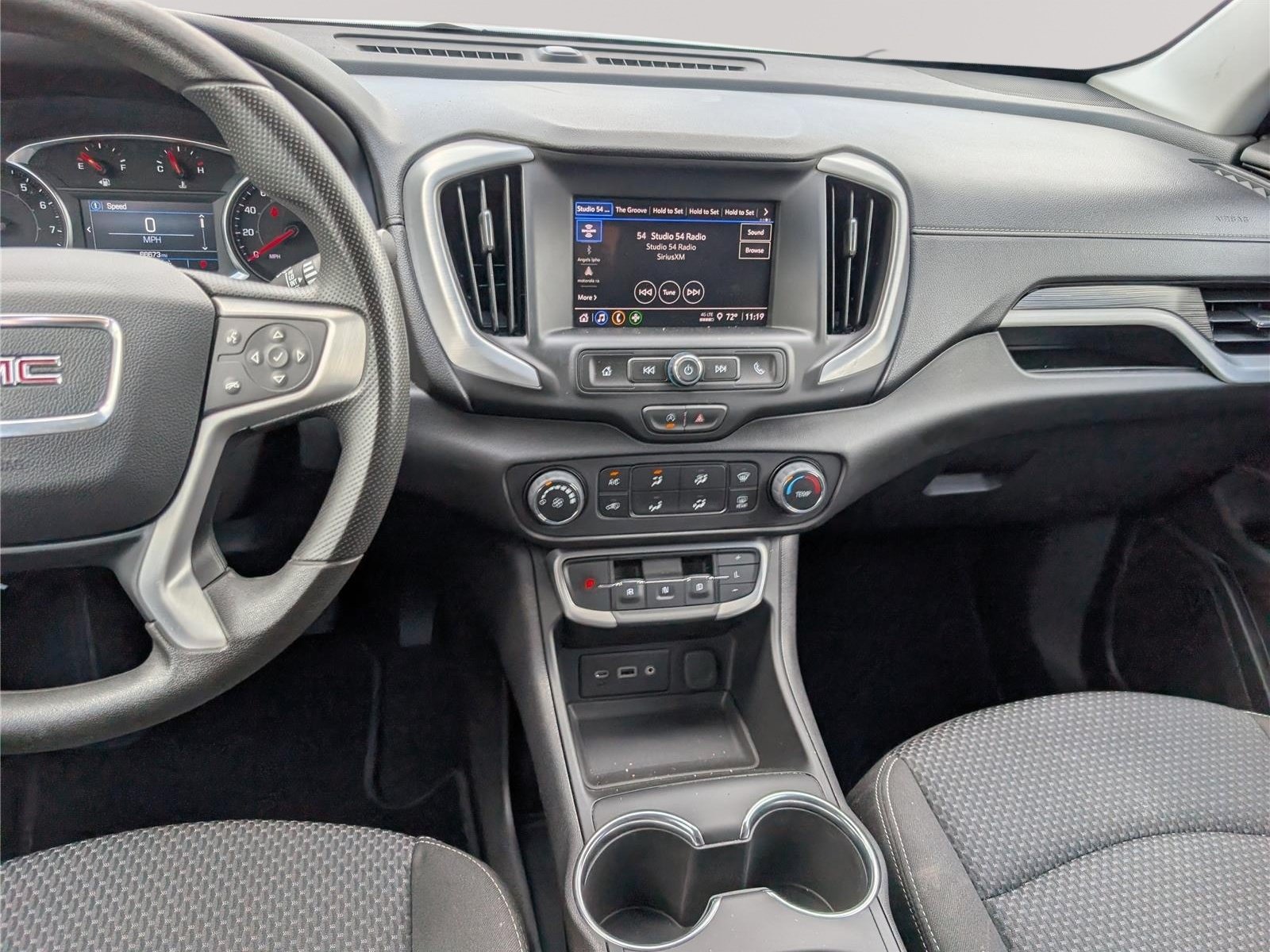 Used 2024 GMC Terrain SLE FWD image 17
