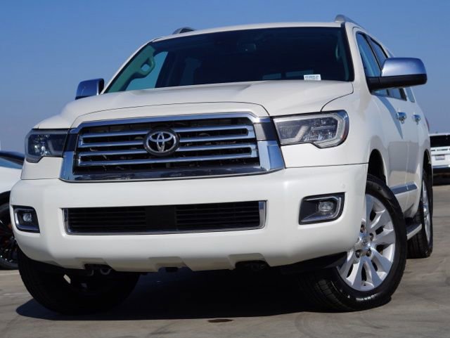 Used 2019 Toyota Sequoia Platinum w/ Carpet Mat Package (TMS) AWD/4WD image 3
