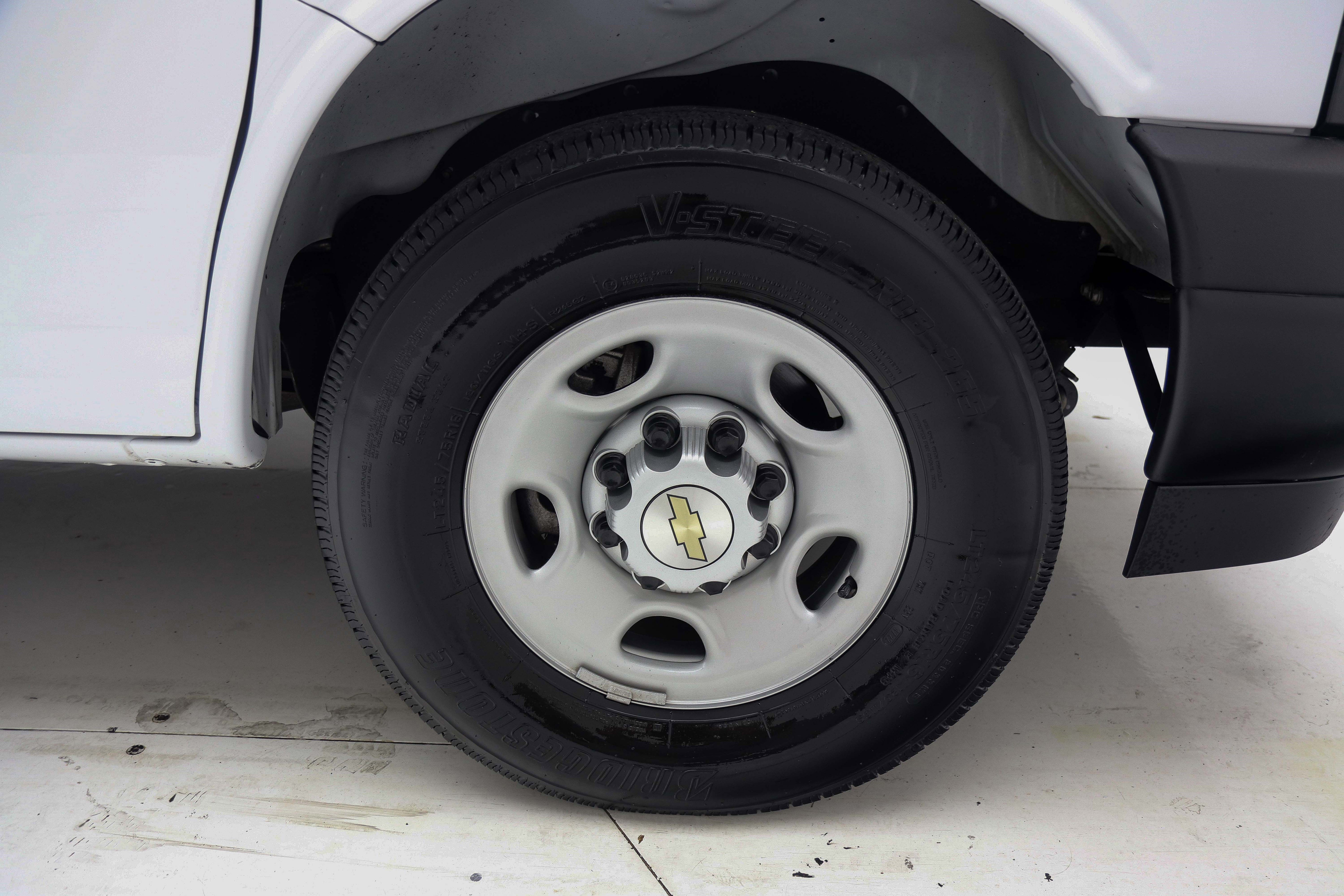 Used 2023 Chevrolet Express 3500 LS RWD image 28