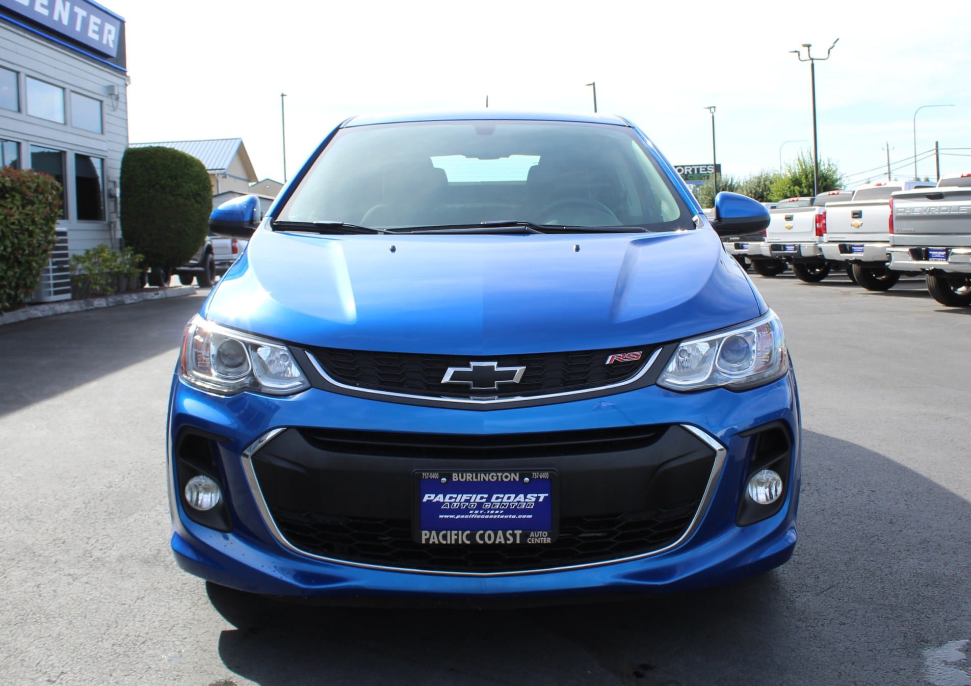 Used 2018 Chevrolet Sonic LT w/ Convenience Package FWD image 10