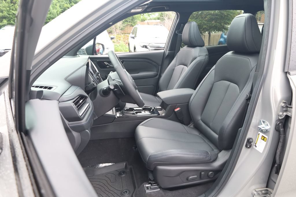 Used 2026 Subaru Forester Limited AWD/4WD image 9