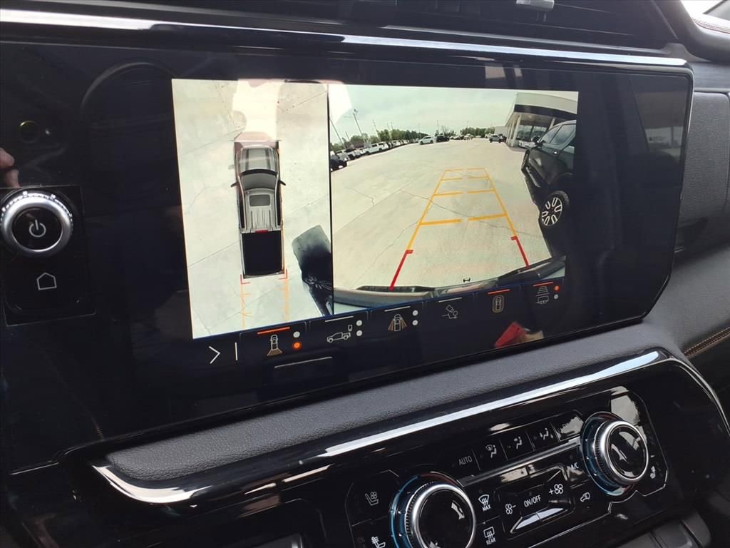 Used 2025 GMC Sierra 1500 AT4 w/ AT4 Premium Package image 29