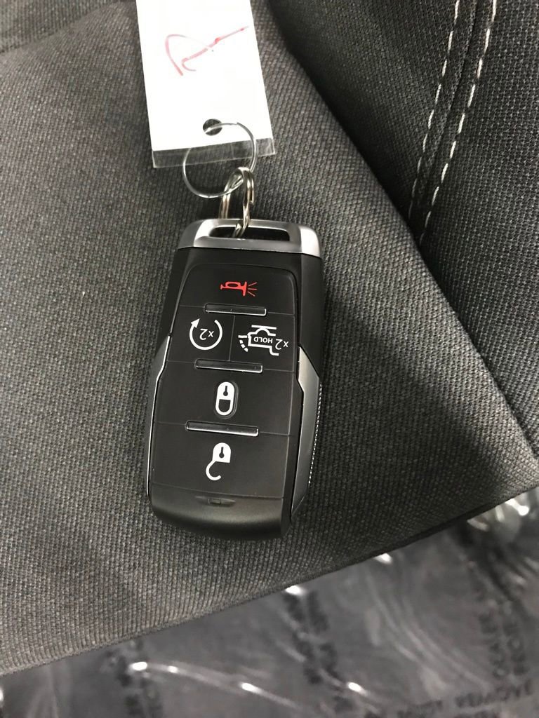 New 2026 RAM 1500 4x4 Crew Cab image 50