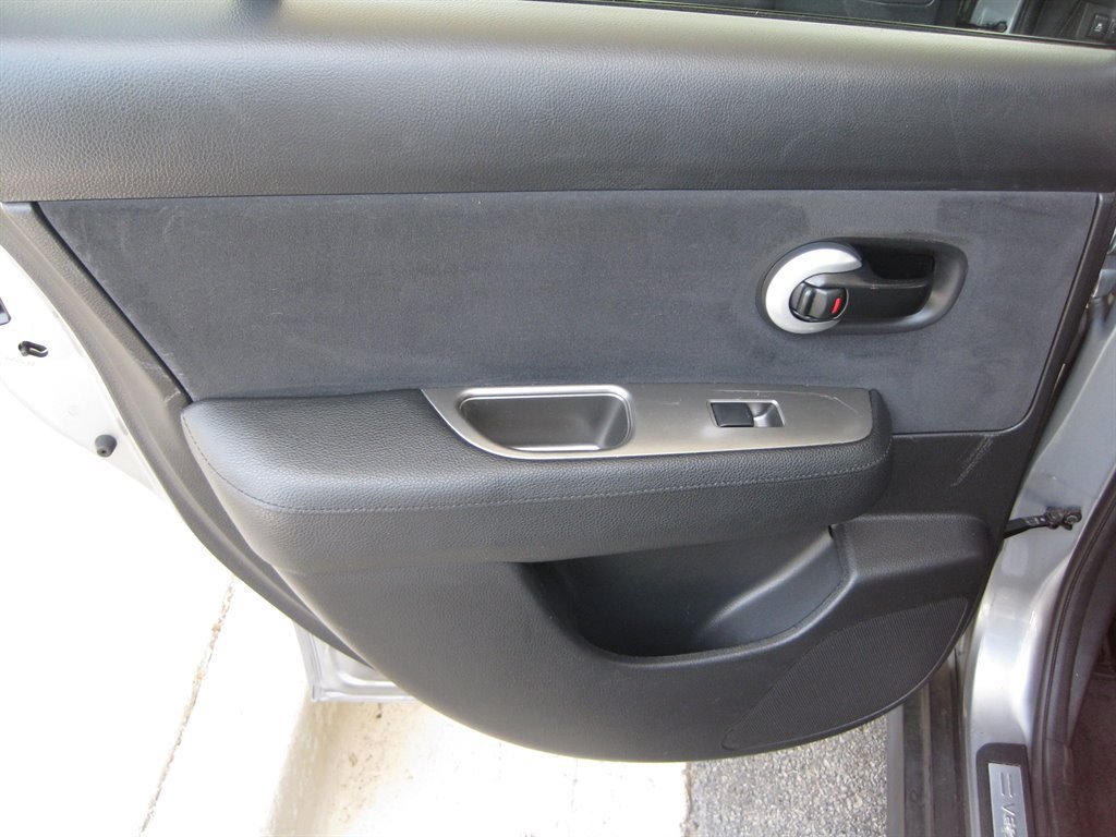 Used 2012 Nissan Versa 1.8 S w/ Special Edition Pkg FWD image 25