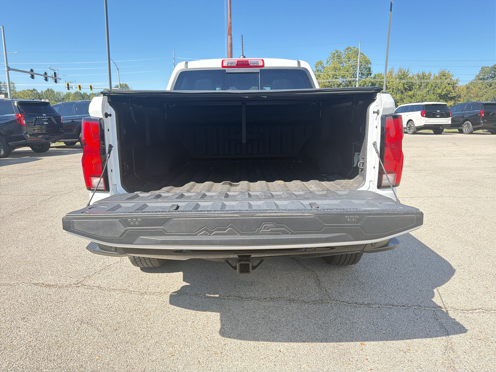 Used 2026 Chevrolet Colorado Z71 w/ Z71 Convenience Package 2 AWD/4WD image 14