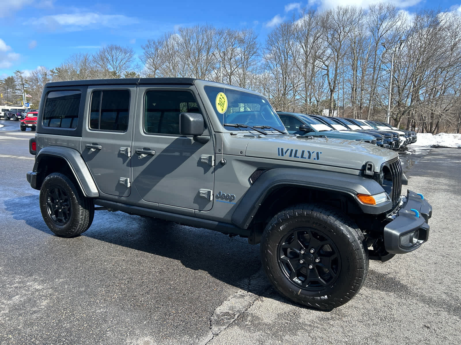 Used 2023 Jeep Wrangler Unlimited w/ Cold Weather Group image 2