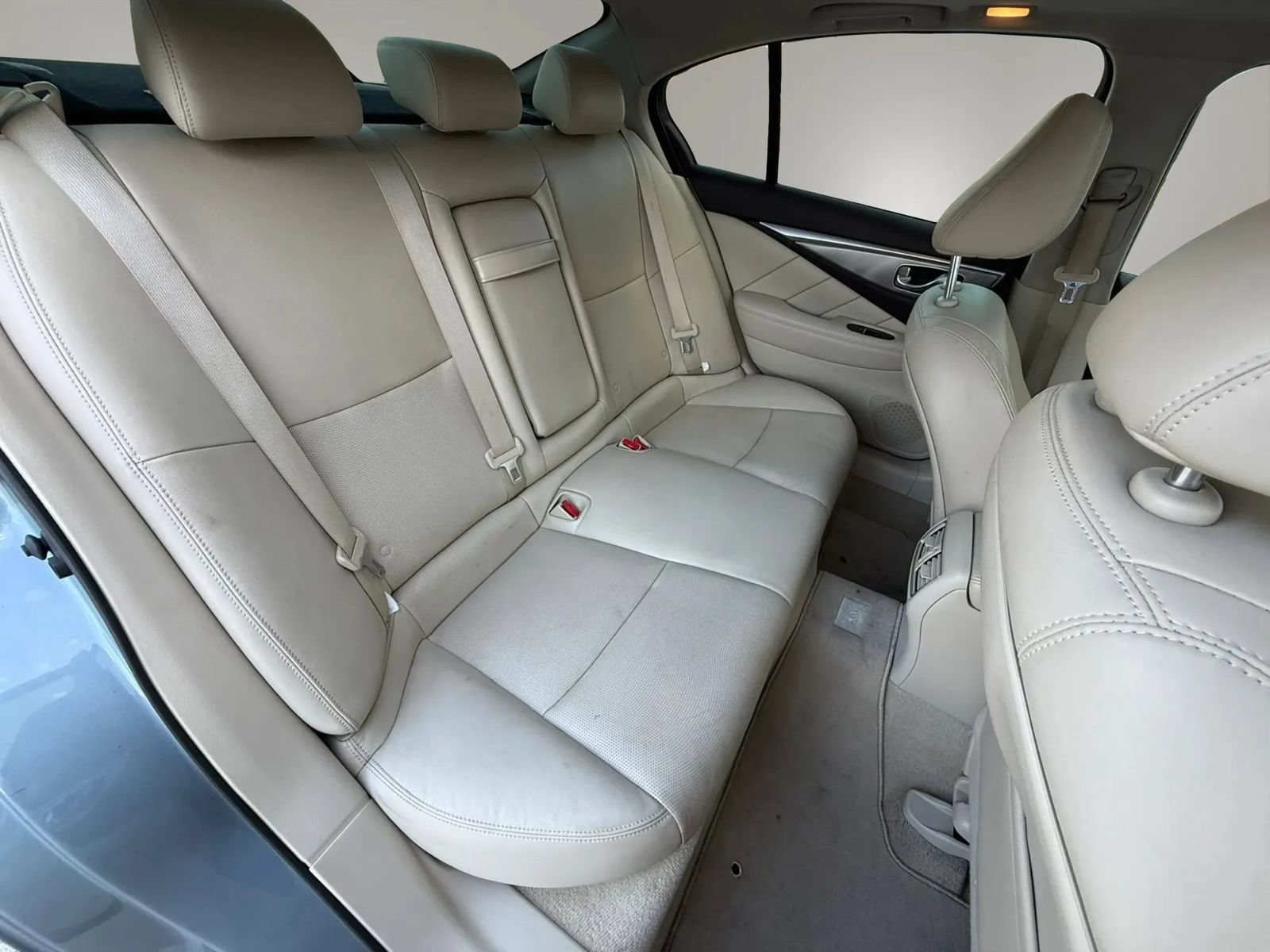 Used 2014 INFINITI Q50 Premium w/ Navigation Package RWD image 16