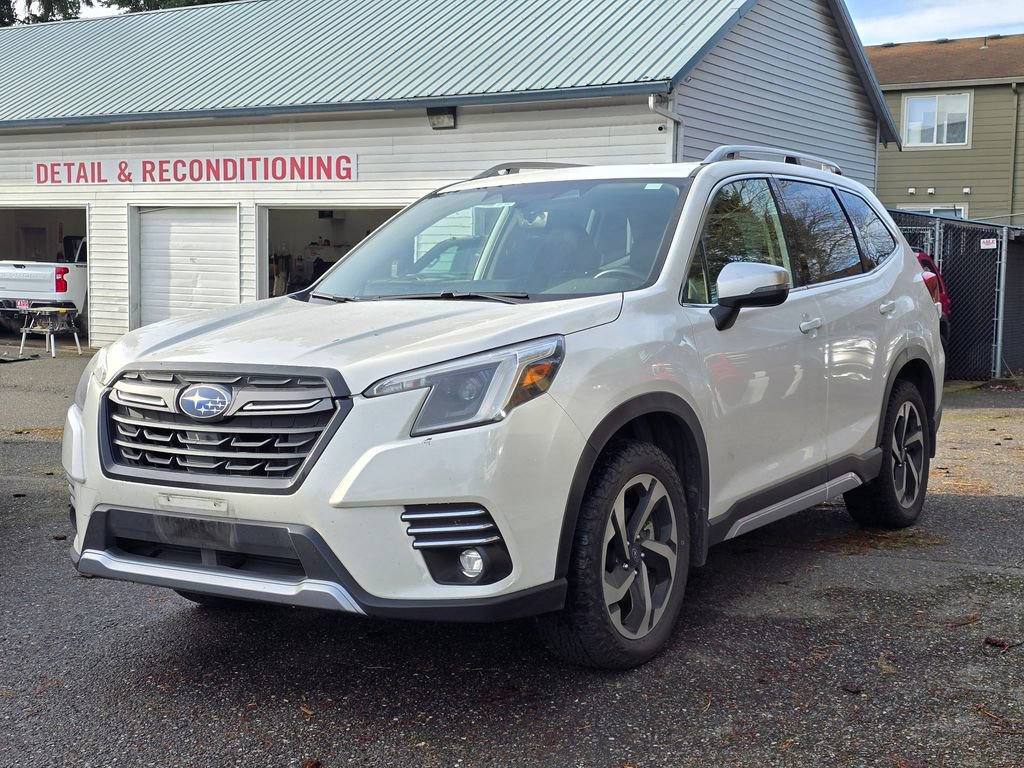 Used 2022 Subaru Forester Touring image 7